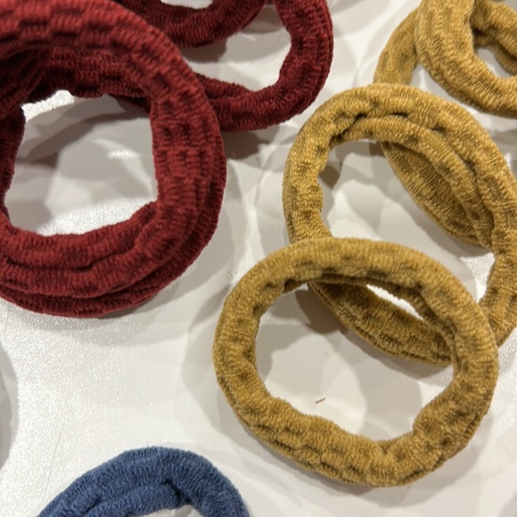 Seamless hair ties - Picture 4 of 7